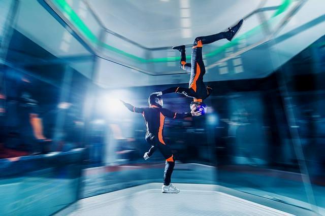 wind-tunnel-flyers-practicing.jpg